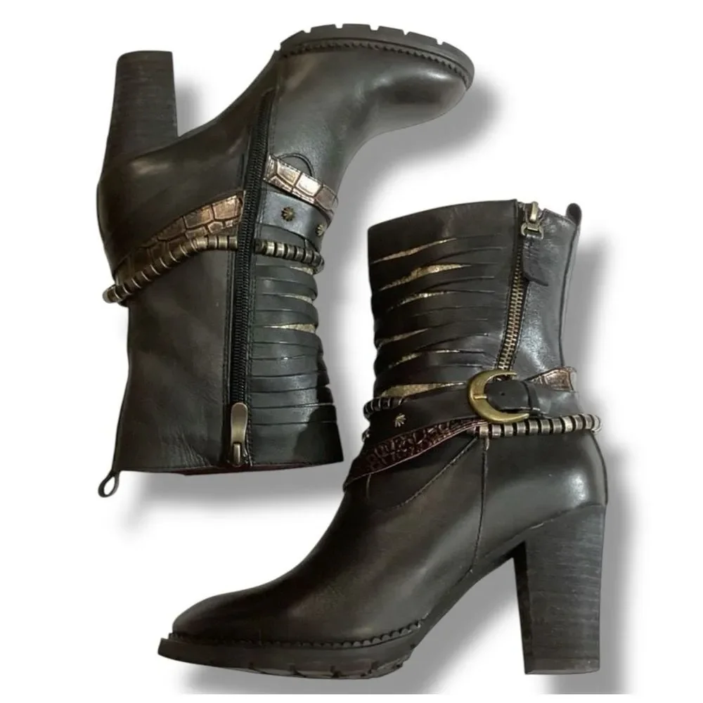 L'Artiste By Spring Step Makos Black and Snakeskin Heeled Boots Booties